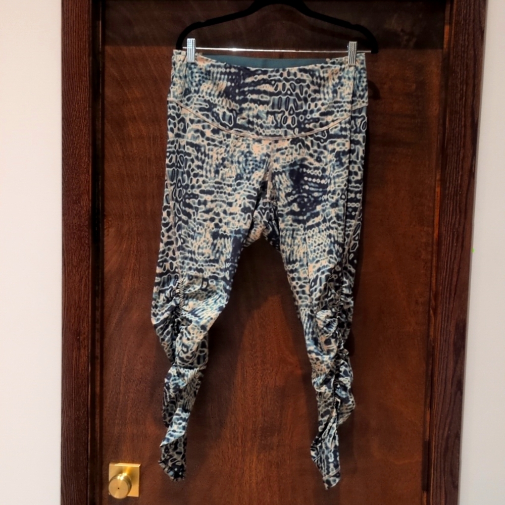 11 Honore x Adidas active leggings 2X